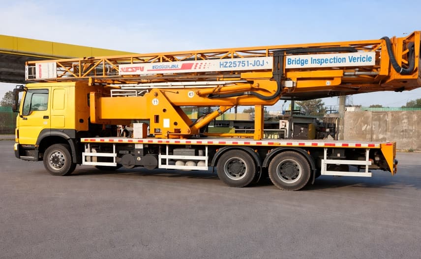 Under Bridge Inspection Vehicle (Platform Type)